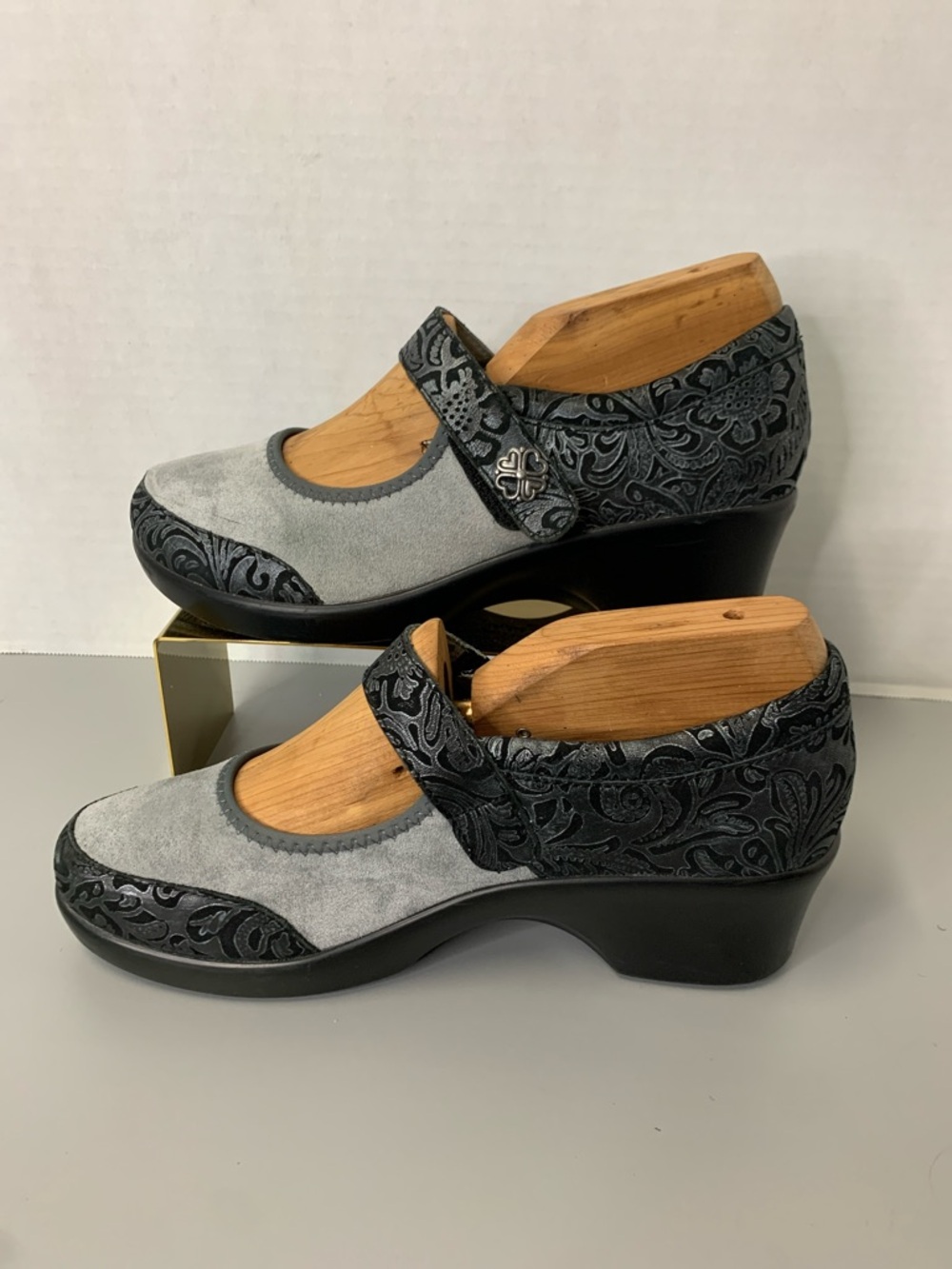 Alegria Shoes Womens 39 Maya Mary Jane Gray Leather Wedge Comfort Paisley Floral - Picture 10 of 17